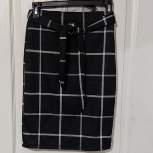 NY Invasion High Waisted Black White Grid Plaid Checkered Pattern Pencil Skirt M